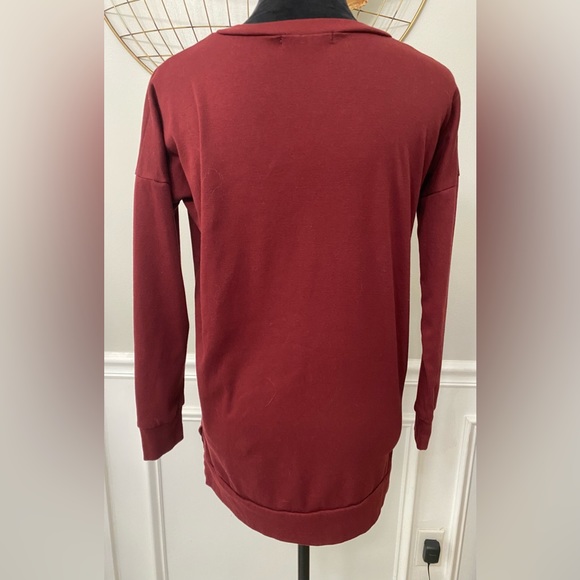 Simple Red Sweater Top - Picture 5 of 7